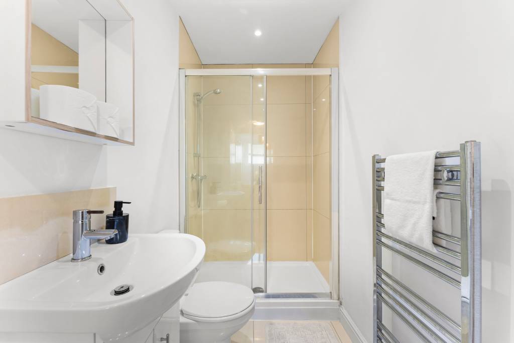 serviced airbnb management service in Exeter