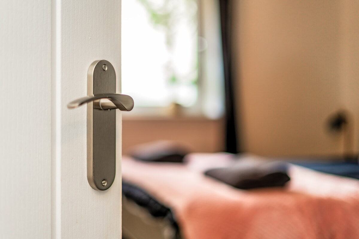 serviced airbnb management service in Newport