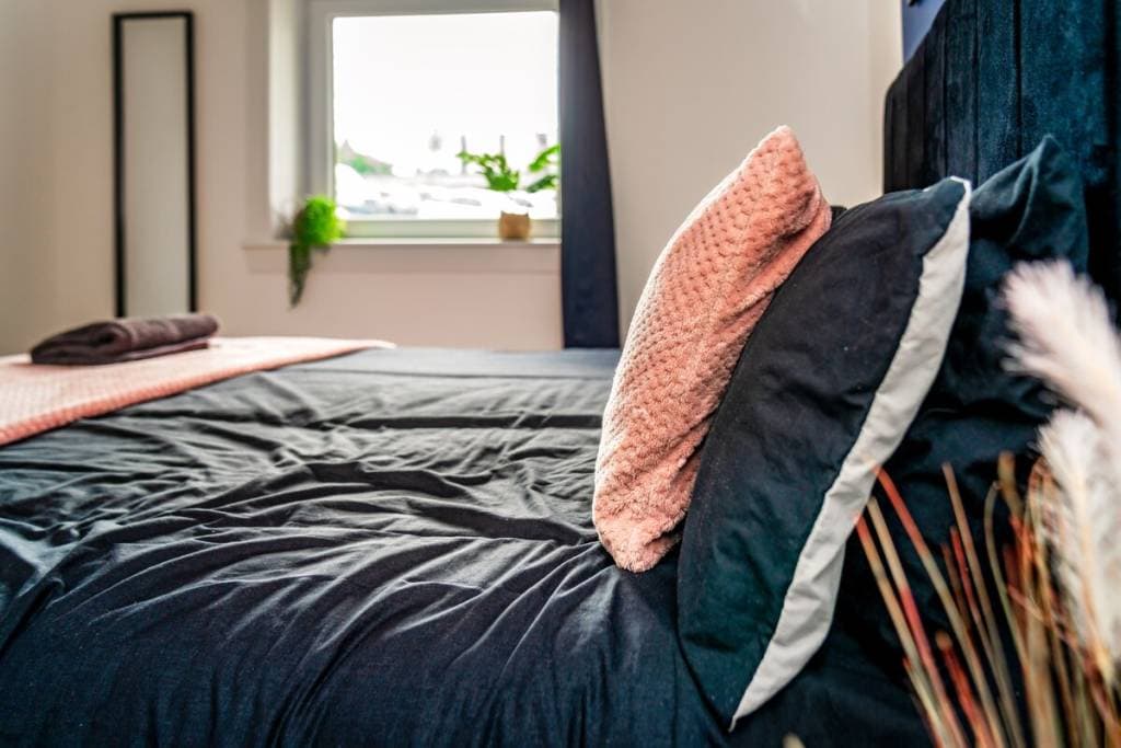 serviced airbnb management service in Newport