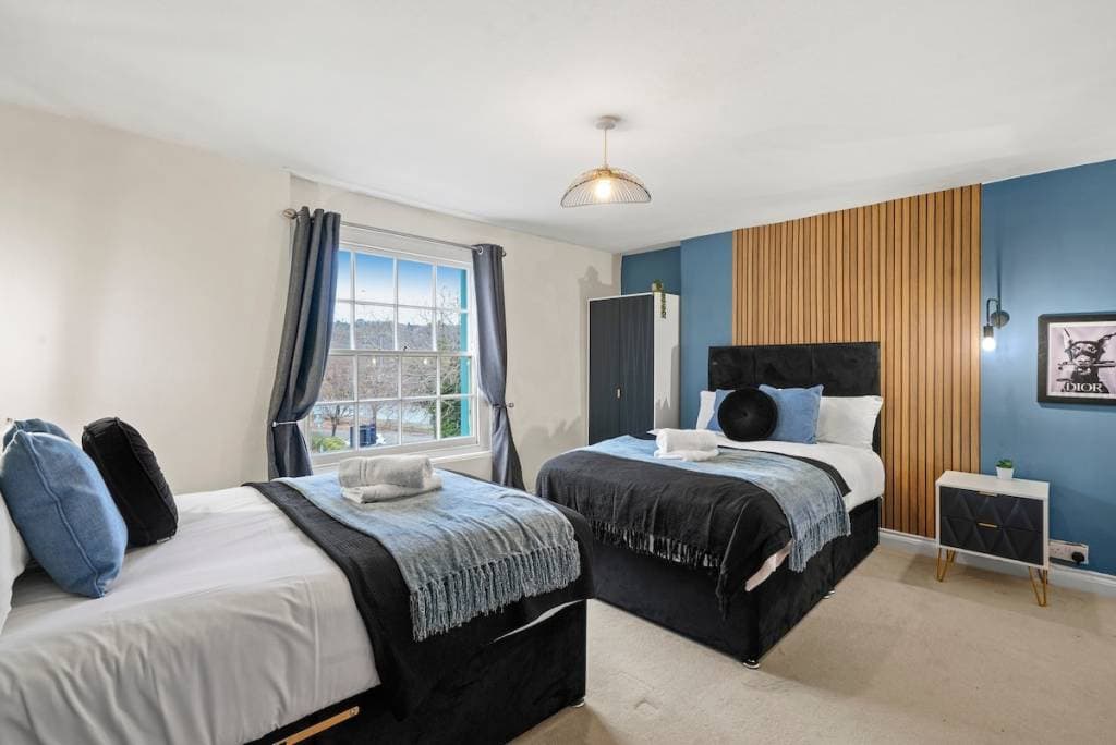 serviced airbnb management service in Swindon