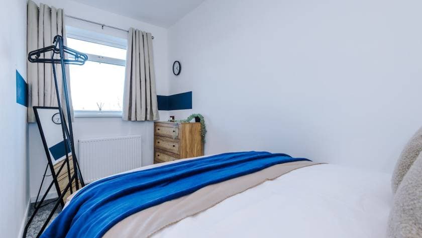 Why Contractor Demand Makes Wakefield a Smart Choice for Airbnb Management